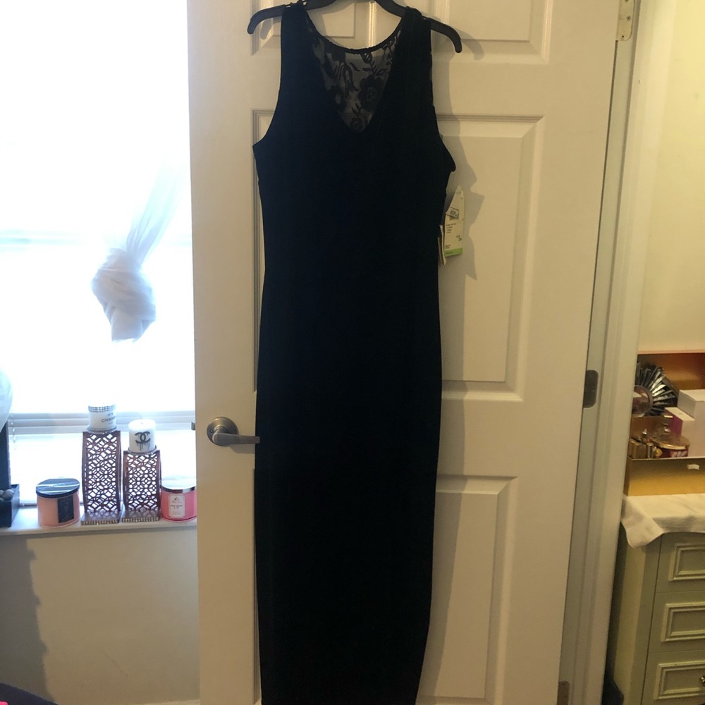 Women’s formal dress